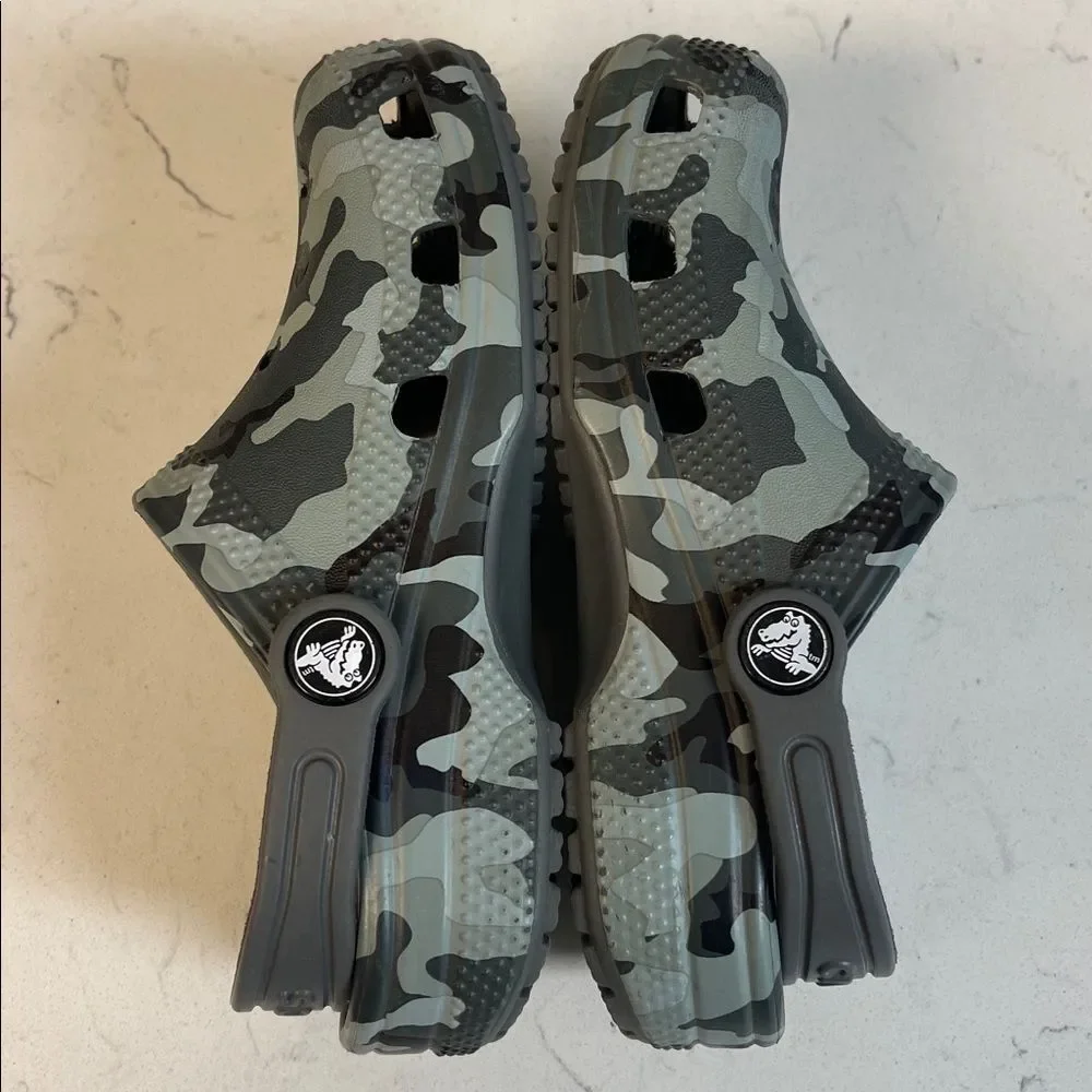 CROCS brand style